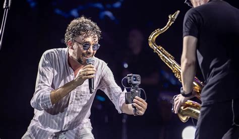 El Concierto de la Luna: Una Noche Mágica con Andrés Cepeda en Bogotá!